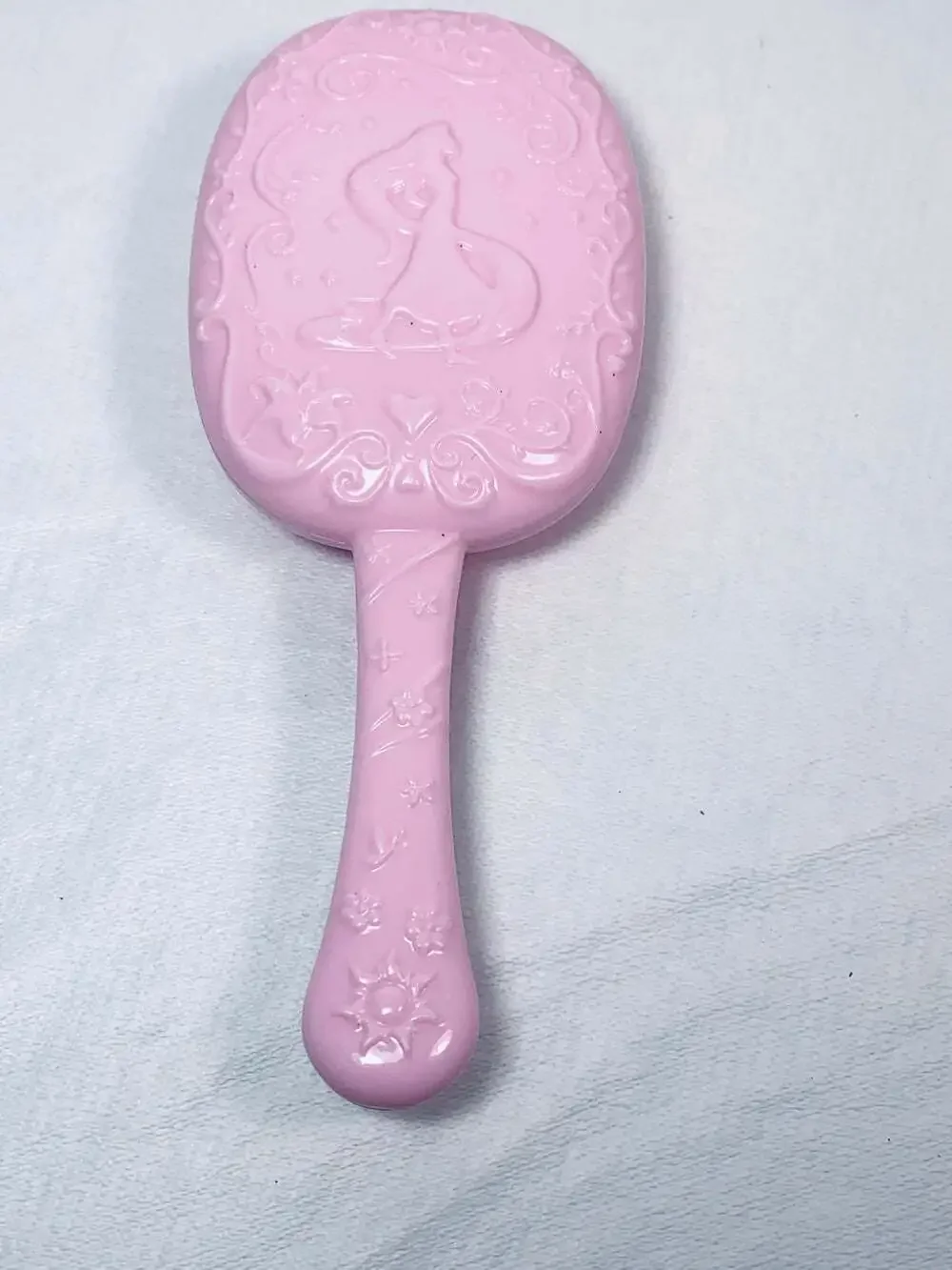 Disney’s Tangled Rapunzel’s Pink hair brush